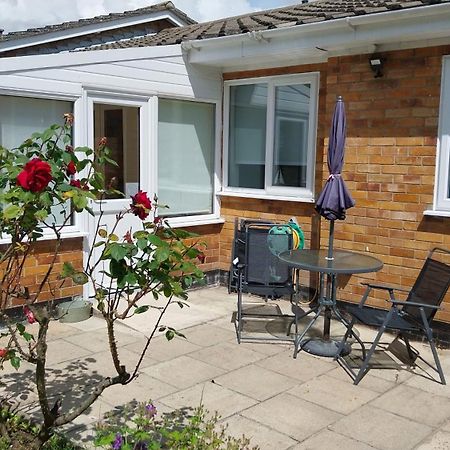 Beautiful 3-Bed Bungalow Kessingland Rural Retreat Lowestoft Eksteriør bilde